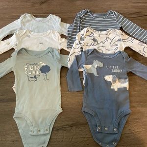 Carter’s onesie long sleeves for baby 9 month